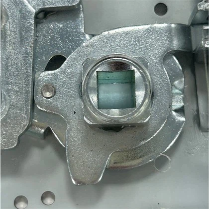 Bloqueja els clips i els clips del nucli